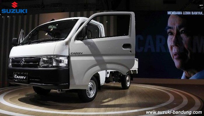 Banyaknya Proyek Infrastruktur Mobil Pikap Laris Manis