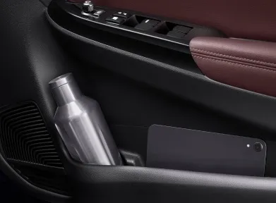 suzuki fronx interior-Frontdoortrim