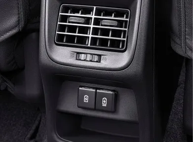 suzuki fronx interior-Storagewith2nd